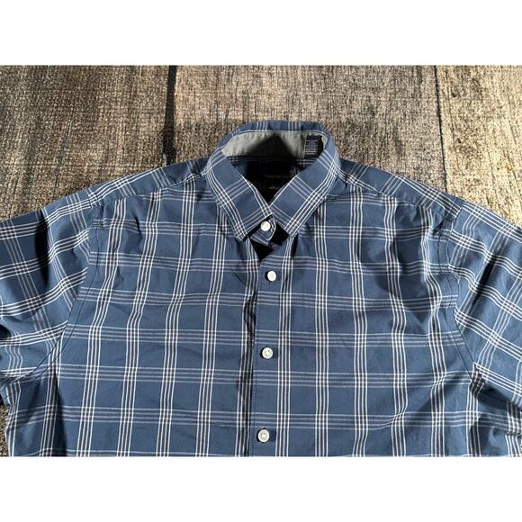 Van Heusen Never Tuck Slim Fit Shirt 16-16.5 Large Button Up Long Sleeve - Picture 2 of 6